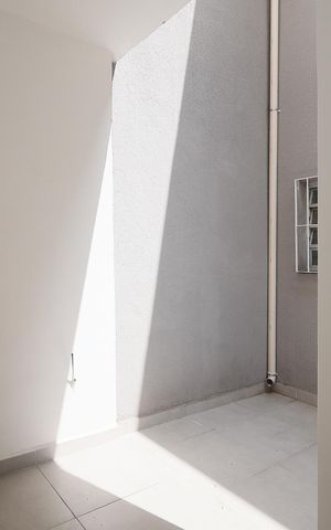Casa à venda com 225m², 3 quartos e 2 vagas Casa à venda com 225m², 3 quartos e 2 vagasÁrea de Serviço