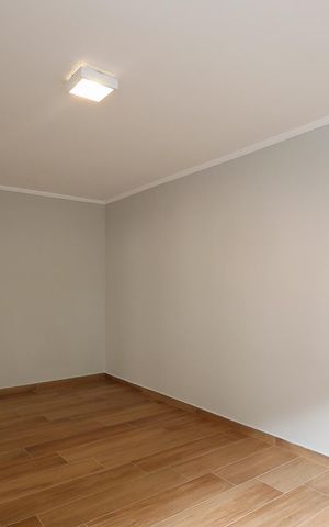 Casa à venda com 225m², 3 quartos e 2 vagas Casa à venda com 225m², 3 quartos e 2 vagasQuarto 3