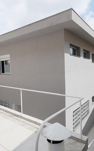Casa à venda com 225m², 3 quartos e 2 vagas Casa à venda com 225m², 3 quartos e 2 vagasQuintal