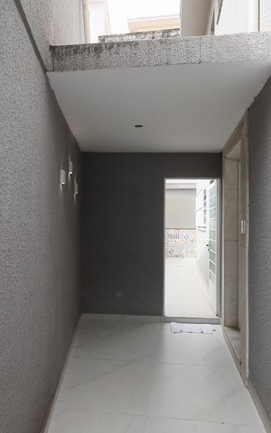 Casa à venda com 225m², 3 quartos e 2 vagas Casa à venda com 225m², 3 quartos e 2 vagasQuintal