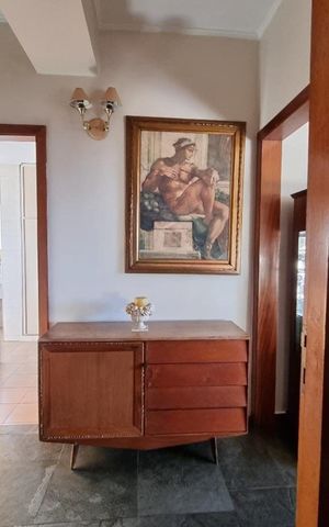 Apartamento à venda com 122m², 4 quartos e 2 vagas Apartamento à venda com 122m², 4 quartos e 2 vagasSala