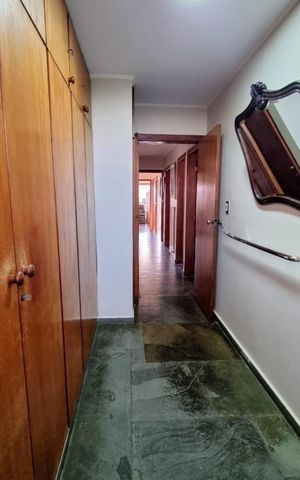 Apartamento à venda com 122m², 4 quartos e 2 vagas Apartamento à venda com 122m², 4 quartos e 2 vagasQuarto