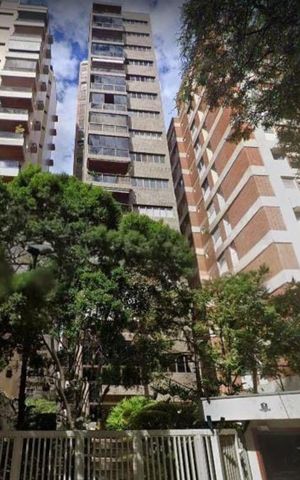 Apartamento à venda com 122m², 4 quartos e 2 vagas Apartamento à venda com 122m², 4 quartos e 2 vagasÁrea externa
