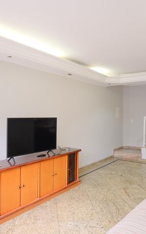 Casa à venda com 137m², 3 quartos e 3 vagasSala