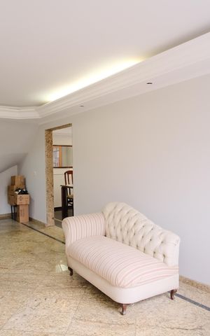 Casa à venda com 137m², 3 quartos e 3 vagasSala