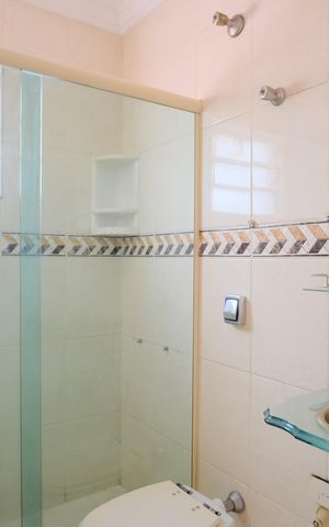 Casa à venda com 137m², 3 quartos e 3 vagasBanheiro Social