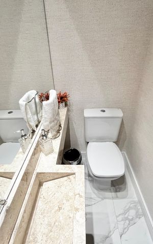 Apartamento à venda com 80m², 2 quartos e 2 vagas Apartamento à venda com 80m², 2 quartos e 2 vagasLavabo