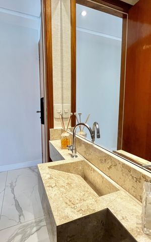 Apartamento à venda com 80m², 2 quartos e 2 vagas Apartamento à venda com 80m², 2 quartos e 2 vagasLavabo