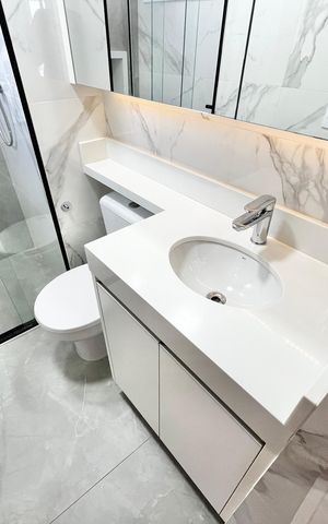 Apartamento à venda com 80m², 2 quartos e 2 vagas Apartamento à venda com 80m², 2 quartos e 2 vagasBanheiro da Suíte 2