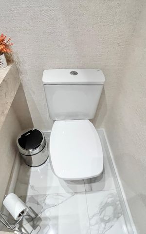 Apartamento à venda com 80m², 2 quartos e 2 vagas Apartamento à venda com 80m², 2 quartos e 2 vagasLavabo