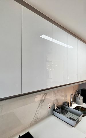 Apartamento à venda com 80m², 2 quartos e 2 vagas Apartamento à venda com 80m², 2 quartos e 2 vagasCozinha