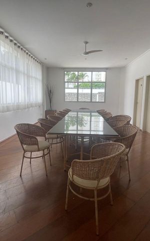 Apartamento à venda com 200m², 3 quartos e 3 vagas Apartamento à venda com 200m², 3 quartos e 3 vagasSalão de Festas