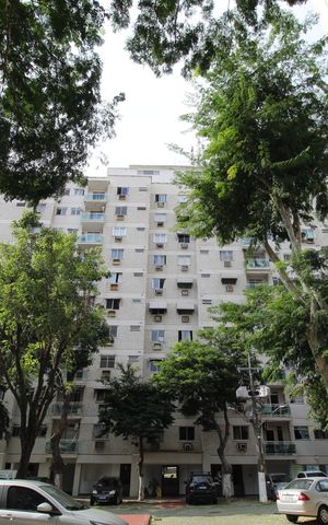 Apartamento à venda com 56m², 2 quartos e 1 vagaFachada do bloco