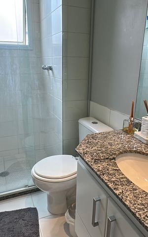 Apartamento à venda com 74m², 2 quartos e 1 vaga Apartamento à venda com 74m², 2 quartos e 1 vagaBanheiro