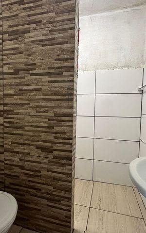 Apartamento à venda com 55m², 2 quartos e 1 vaga Apartamento à venda com 55m², 2 quartos e 1 vagaBanheiro