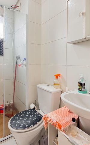 Apartamento à venda com 44m², 2 quartos e 1 vaga Apartamento à venda com 44m², 2 quartos e 1 vagaBanheiro