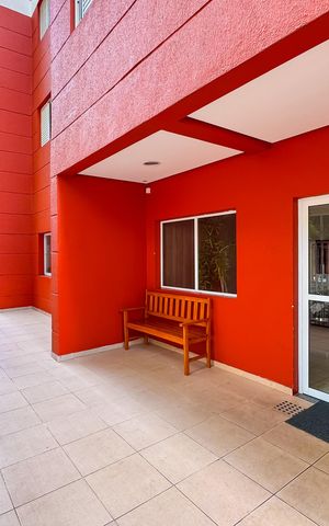 Apartamento à venda com 44m², 2 quartos e 1 vaga Apartamento à venda com 44m², 2 quartos e 1 vagaEntrada