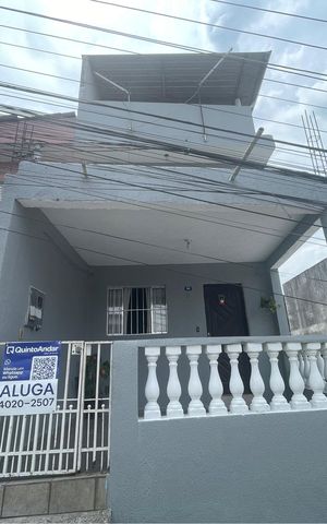 Casa à venda com 160m², 2 quartos e sem vaga Casa à venda com 160m², 2 quartos e sem vagaPlaca instalada na fachada do imóvel