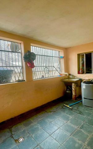 Casa à venda com 160m², 2 quartos e sem vaga Casa à venda com 160m², 2 quartos e sem vagaÁrea de Serviço