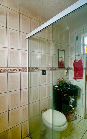 Casa à venda com 160m², 2 quartos e sem vaga Casa à venda com 160m², 2 quartos e sem vagaBanheiro