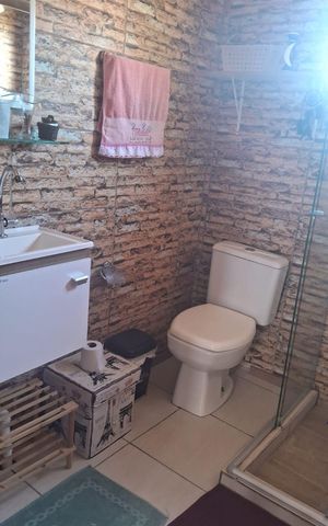 Casa à venda com 300m², 6 quartos e 2 vagas