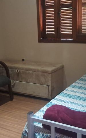 Casa à venda com 300m², 6 quartos e 2 vagas