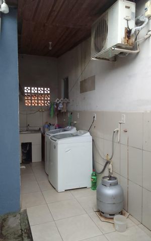 Casa à venda com 300m², 6 quartos e 2 vagas