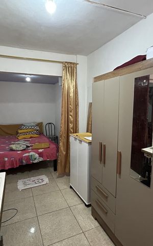 Casa à venda com 40m², 1 quarto e sem vagaQuarto