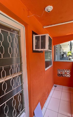 Casa à venda com 40m², 1 quarto e sem vagaVaranda