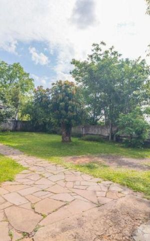 Casa à venda com 1874m², 4 quartos e 4 vagas Casa à venda com 1874m², 4 quartos e 4 vagasÁrea Externa