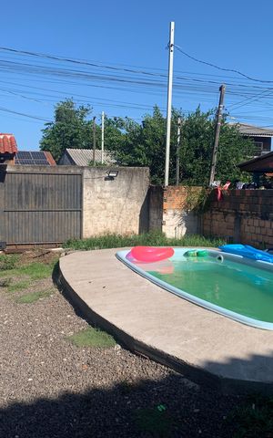 Casa à venda com 60m², 2 quartos e 1 vagaPiscina