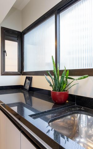 Apartamento à venda com 90m², 2 quartos e 1 vaga Apartamento à venda com 90m², 2 quartos e 1 vagaÁrea de Serviço