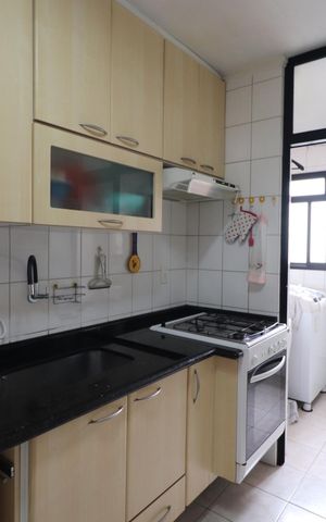 Apartamento à venda com 84m², 3 quartos e 2 vagasCozinha