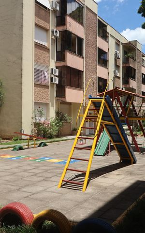 Apartamento à venda com 129m², 3 quartos e 1 vagaÁrea comum - Playground