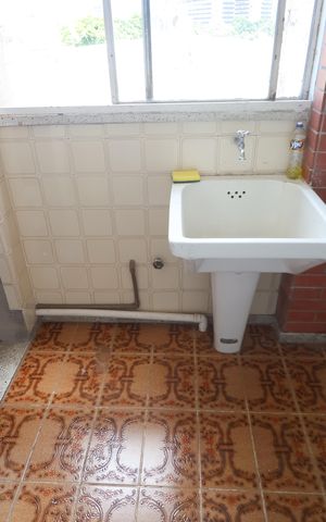 Apartamento à venda com 129m², 3 quartos e 1 vagaÁrea de Serviço