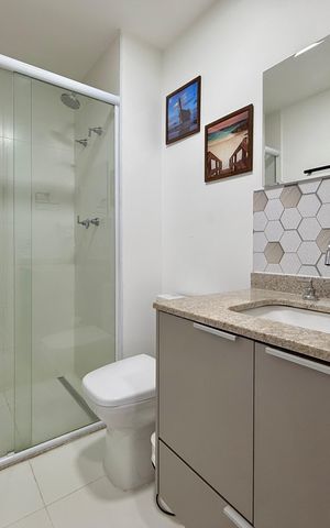 Studio para alugar com 28m², 0 quarto e sem vaga Studio para alugar com 28m², 0 quarto e sem vagaBanheiro