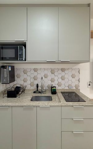 Studio para alugar com 28m², 0 quarto e sem vaga Studio para alugar com 28m², 0 quarto e sem vagaCozinha