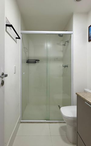 Studio para alugar com 28m², 0 quarto e sem vaga Studio para alugar com 28m², 0 quarto e sem vagaBanheiro