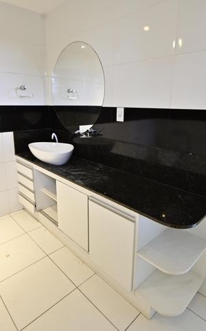 Casa para alugar com 275m², 3 quartos e 3 vagas