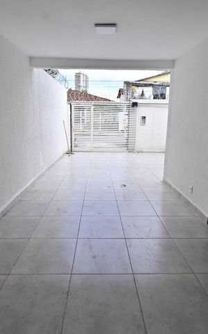 Casa para alugar com 275m², 3 quartos e 3 vagas