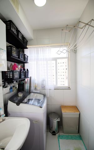 Apartamento à venda com 60m², 3 quartos e 1 vagaÁrea de Serviço