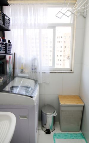 Apartamento à venda com 60m², 3 quartos e 1 vagaÁrea de Serviço