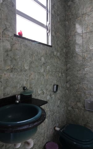 Casa à venda com 175m², 3 quartos e 2 vagasBanheiro Social 1
