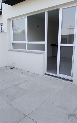 Apartamento para alugar com 55m², 1 quarto e 1 vaga Apartamento para alugar com 55m², 1 quarto e 1 vagaVaranda
