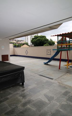 Apartamento à venda com 115m², 3 quartos e 2 vagasÁrea comum - Playground