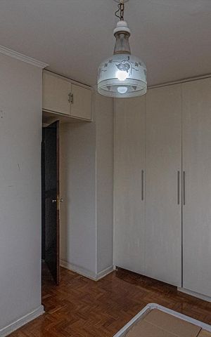 Casa à venda com 270m², 4 quartos e 3 vagas Casa à venda com 270m², 4 quartos e 3 vagasquarto 2 da casa 2_4