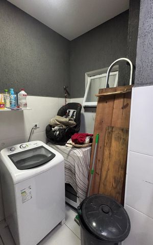 Casa à venda com 225m², 4 quartos e 2 vagas Casa à venda com 225m², 4 quartos e 2 vagasÁrea de Serviço