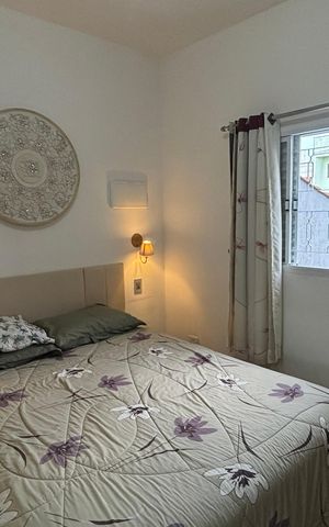 Casa à venda com 225m², 4 quartos e 2 vagas Casa à venda com 225m², 4 quartos e 2 vagasSuite