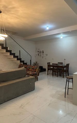 Casa à venda com 225m², 4 quartos e 2 vagas Casa à venda com 225m², 4 quartos e 2 vagasSala - Sala de Jantar