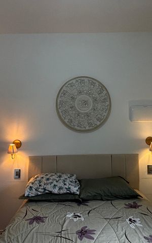 Casa à venda com 225m², 4 quartos e 2 vagas Casa à venda com 225m², 4 quartos e 2 vagasSuite